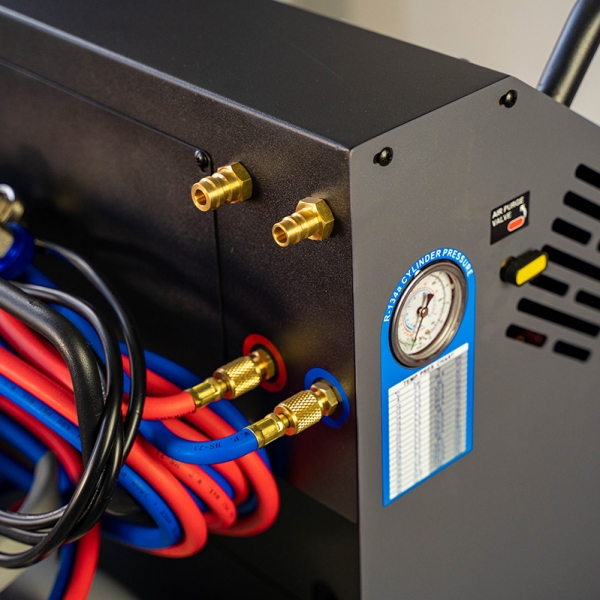 Automatic filling station for heavy transport conditioners BD-10A | Baltic Diag