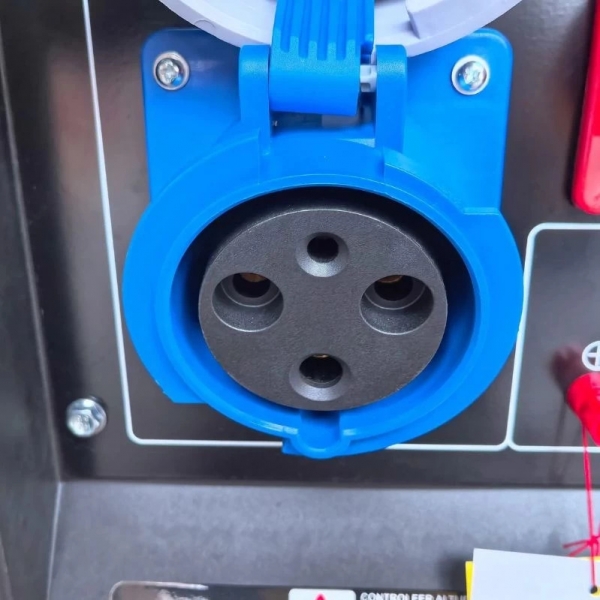 Portable diesel generator Valkenpower 16 kW  with sound-insulated enclosure