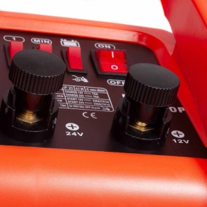 Battery charger - starter 12/24V 70A 700Ah | Baltic Diag