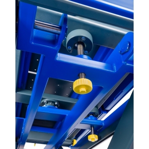 Electrohydraulic, mobile scissor lift for electric cars BT1200 | Baltic Diag