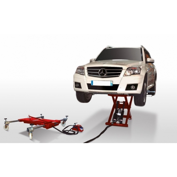 Mobile mid-rise scissor lift for body painting work PowerLift and Move | Baltic Diag