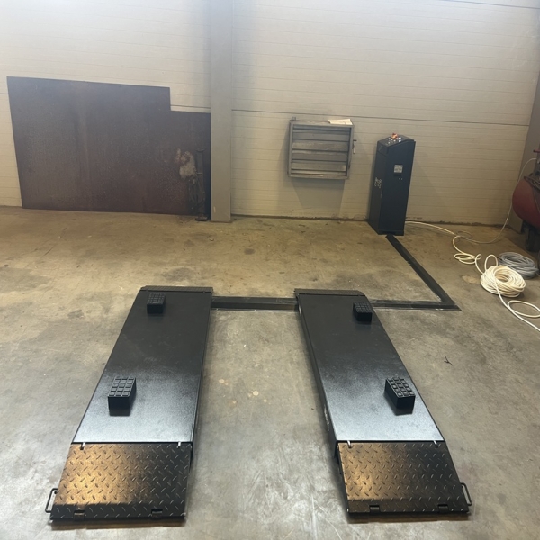 Double scissor lift BD-S4DE, 3500 kg | Baltic Diag