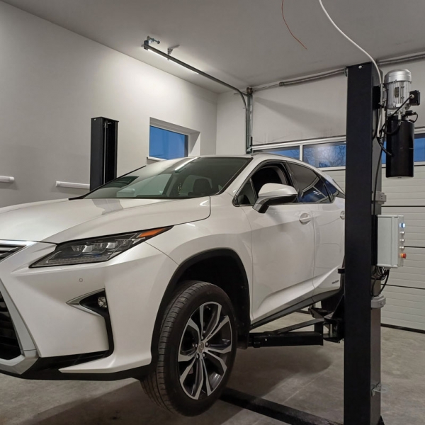 Double post lifter with electromagnetic safety locking, 3 + 3-steps arms 4t BD-4000EL33 | Baltic Diag