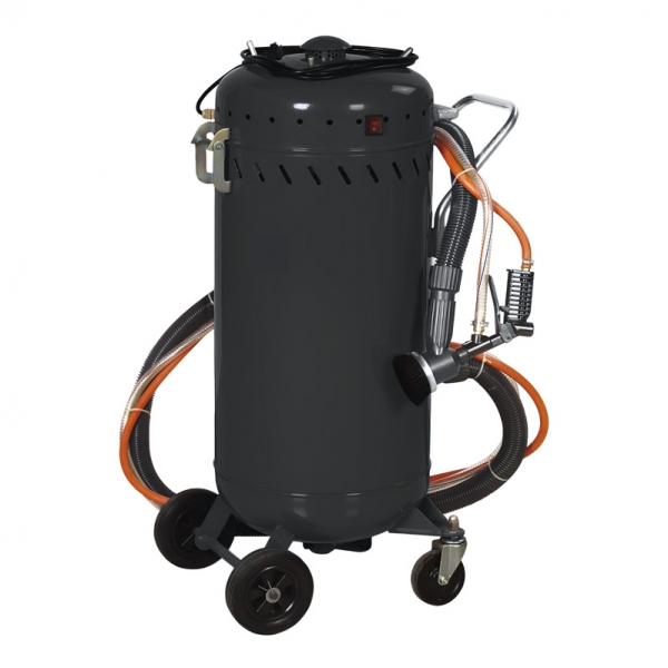 Mobile 106-liter abrasive blaster with vacuum function