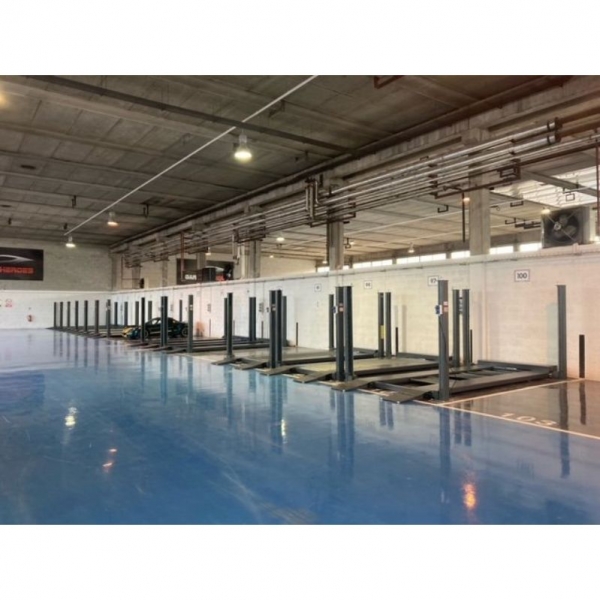 Четырёхстоечный парковочный подъёмник Smaller | Baltic Diag