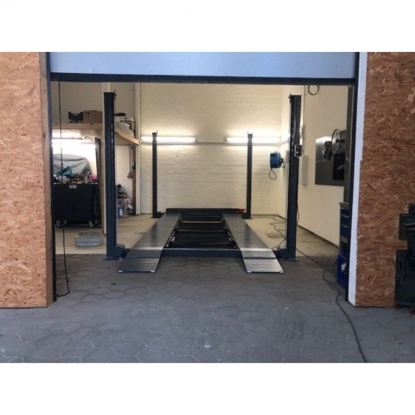 Четырёхстоечный парковочный подъёмник Extra | Baltic Diag