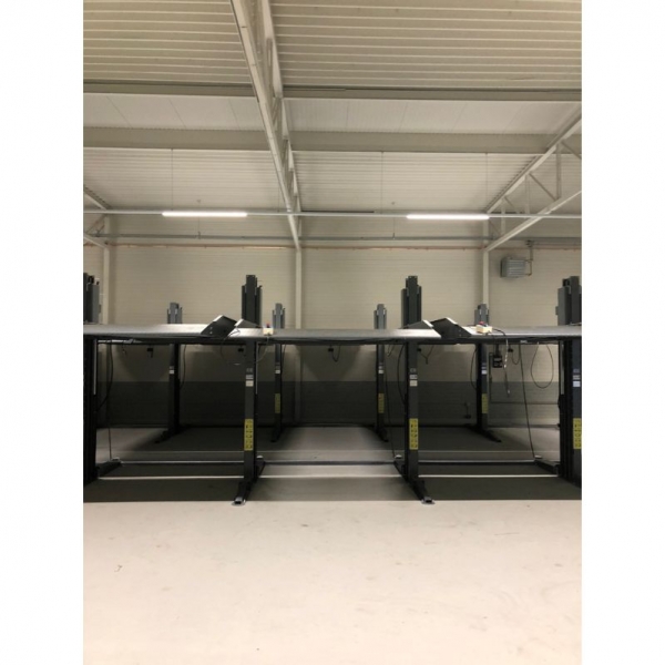 Two-post parking lift (4 platforms) | Baltic Diag