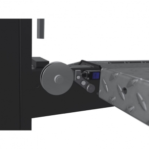 Four-post, four-car parking lift | Baltic Diag