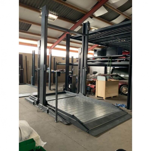 Two-post triple parking lift | Baltic Diag