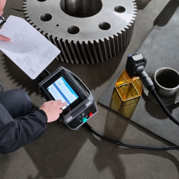 Handheld laser marking machine 20W | Baltic Diag