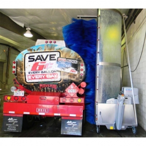 Truck washing machine with diesel engine Speedy Wash TANK EZ | Baltic Diag