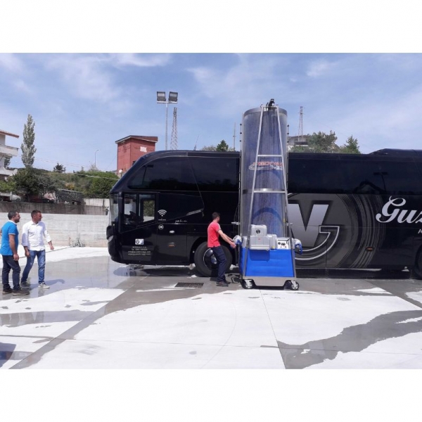 Self-propelled bus and truck washing diesel machine Speedy Wash A225 LX – CH | Baltic Diag