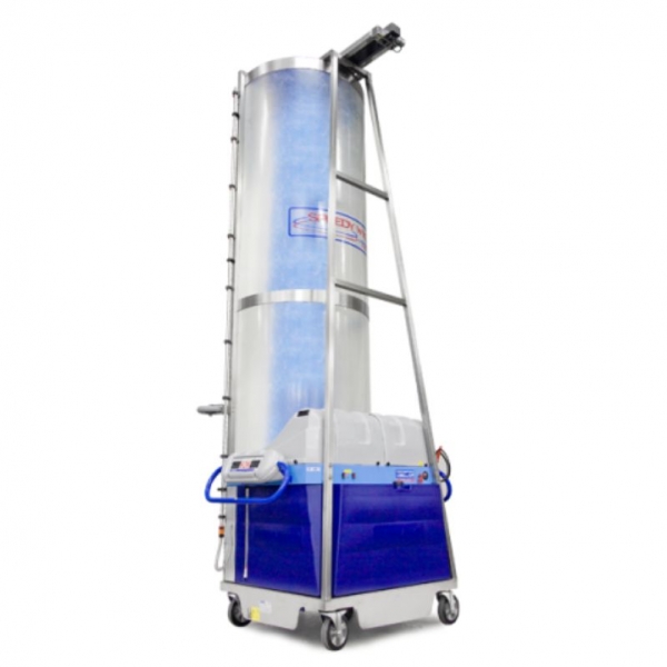 Self-propelled battery-powered bus and truck washing machine SW 626 LX