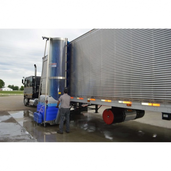 Self-propelled battery-powered washing machine for buses and trucks Speedy Wash 626 EZ | Baltic Diag