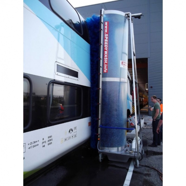 Stationary electric washing machine for buses and trucks Speedy Wash 101 BB | Baltic Diag