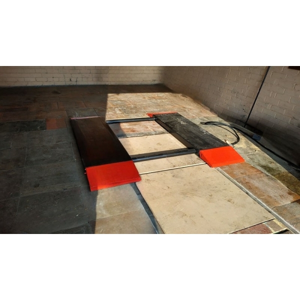 Mobile mid-rise scissor lift for vehicles BD-S2 | Baltic Diag