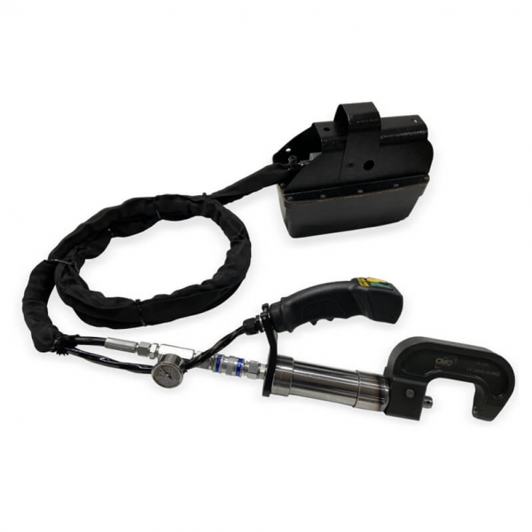 8-ton riveting machine with a small C-shaped steel body, remote control, and universal die kit 8-ton riveting machine with a small C-shaped steel body, remote control, and universal die kit