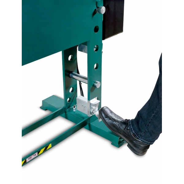 Hydraulic press with pressure gauge 100 tons, HP100 | Baltic Diag Hydraulic press with pressure gauge 100 tons, HP100 | Baltic Diag