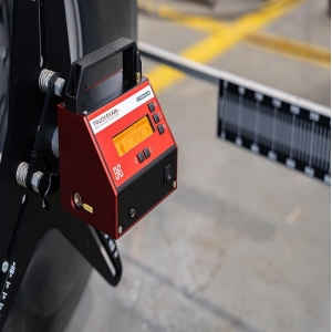 Truck alignment and body measurement equipment for trucks TRUCK-EXAM Hybrid™ 890000-H | Baltic Diag Truck alignment and body measurement equipment for trucks TRUCK-EXAM Hybrid™ 890000-H | Baltic Diag