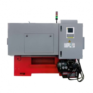 Metal turning lathe with Siemens 808D control and hydraulic clamping Holzmann | Baltic Diag