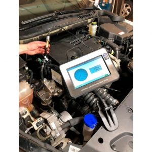 Universal digital pressure tester HU35025 | Baltic Diag Universal digital pressure tester HU35025 | Baltic Diag