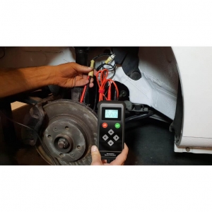 Sensor signal simulator for automotive diagnostics | Baltic Diag