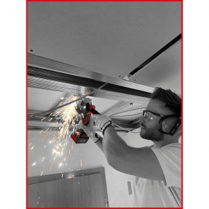 Аккумуляторный угловой шлифовальный набор, 4 предмета eMONSTER KS Tools | Baltic Diag