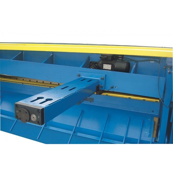 Metal cutting guillotine, Knuth KTM B 1304 NC | Baltic Diag