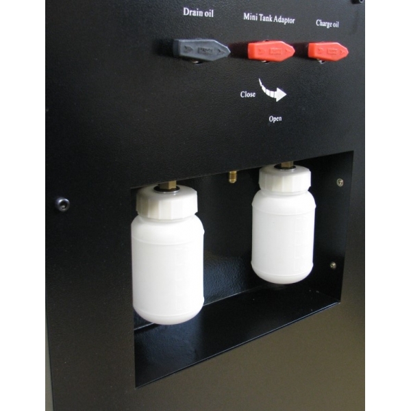 Semi-automatic air conditioning service station BD 220 | Baltic Diag