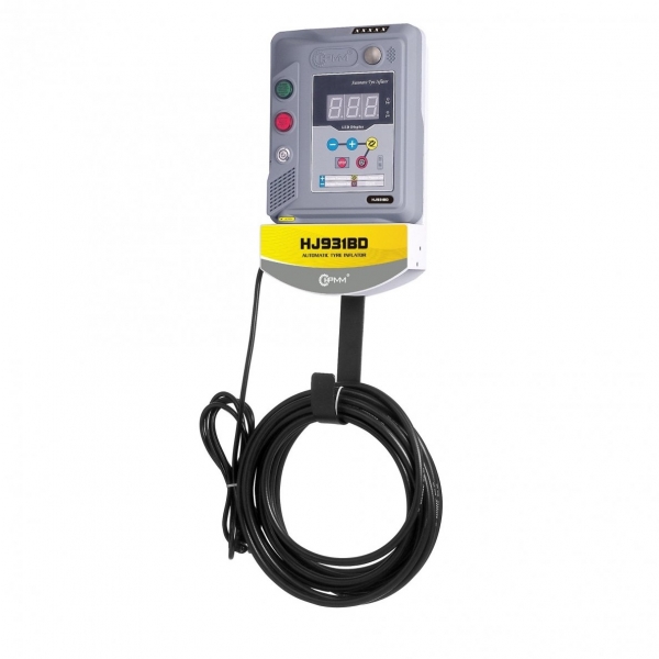 Automatic tire inflator for trucks