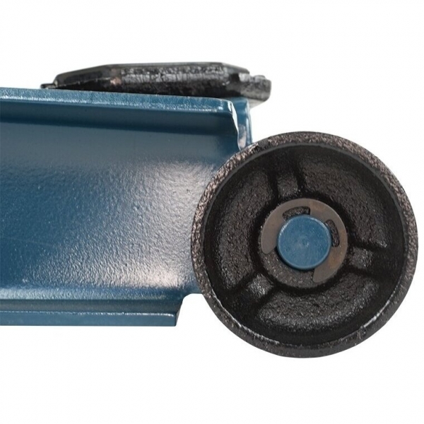 Trolley jack with wheels 3t low profile | Baltic Diag