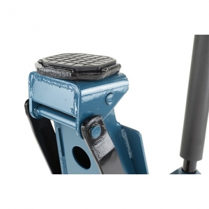 Trolley jack with wheels 3t low profile | Baltic Diag