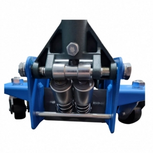 Low-profile floor jack with wheels 3T with rubber pad | Baltic Diag