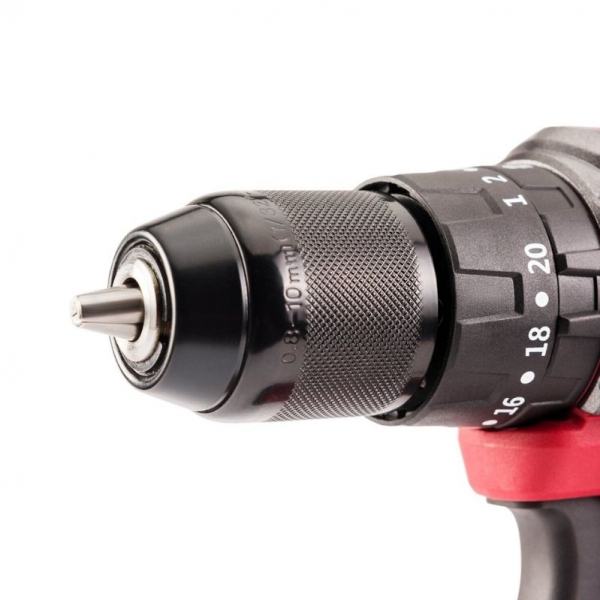 Аккумуляторная дрель-шуруповерт с ударным режимом и 74 аксессуарами | Baltic Diag