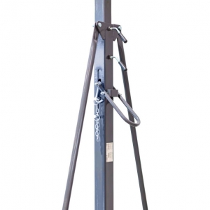 Mobile gantry crane 1T wide and tall MW Tools | Baltic Diag