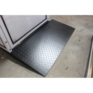 Aluminum wheelchair lift | Baltic Diag