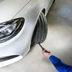 Tire tread depth and brake disc measuring device TEXA Laser Examiner 2 | Baltic Diag