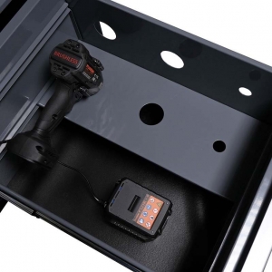 Mobile workbench with wall and wooden table top | Baltic Diag Mobile workbench with wall and wooden table top | Baltic Diag