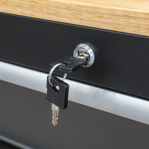 Mobile workshop trolley with 9 drawers and wooden worktop, filled with 298 tools | Baltic Diag