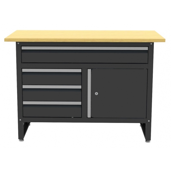 A workbench with a wooden surface | Baltic Diag A workbench with a wooden surface | Baltic Diag