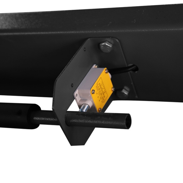 Double post lift with over top synchronization and 3 + 3 arms, 4T BD-4000VM33 | Baltic Diag