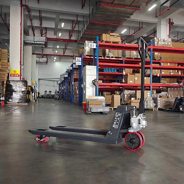 Palešu ratiņi 2500 kg