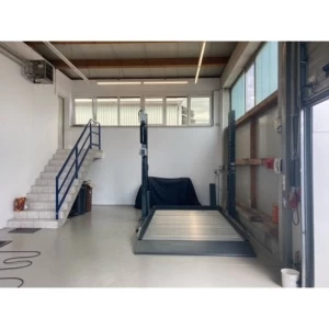 Two-post parking lift with four platforms