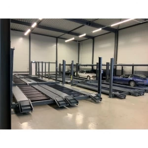 Četru kolonnu autostāvvietas pacēlājs četrām automašīnām