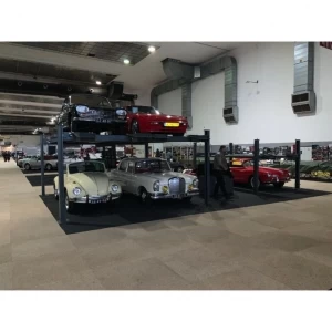 Četru kolonnu autostāvvietas pacēlājs četrām automašīnām