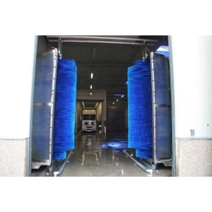 Diesel-powered self-propelled heavy-vehicle washer Speedy Wash TANK EZ