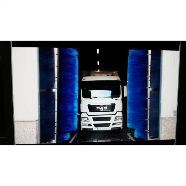 Diesel-powered self-propelled heavy-vehicle washer Speedy Wash TANK EZ