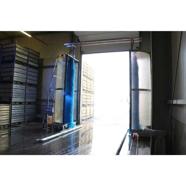 Diesel-powered self-propelled heavy-vehicle washer Speedy Wash TANK EZ