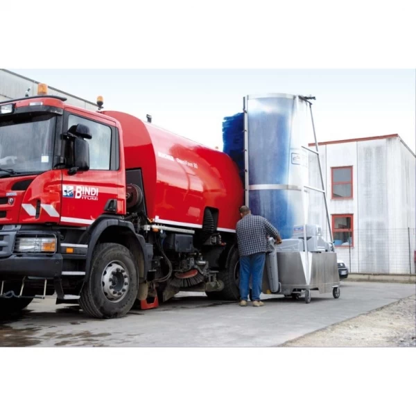 Diesel-powered self-propelled heavy-vehicle washer Speedy Wash TANK EZ