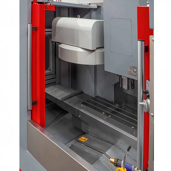 Станок для фрезерной обработки металла с ЧПУ Holzmann CF500_400V